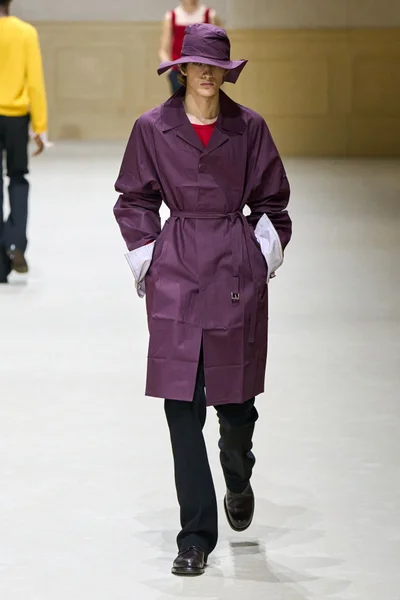 Look 35